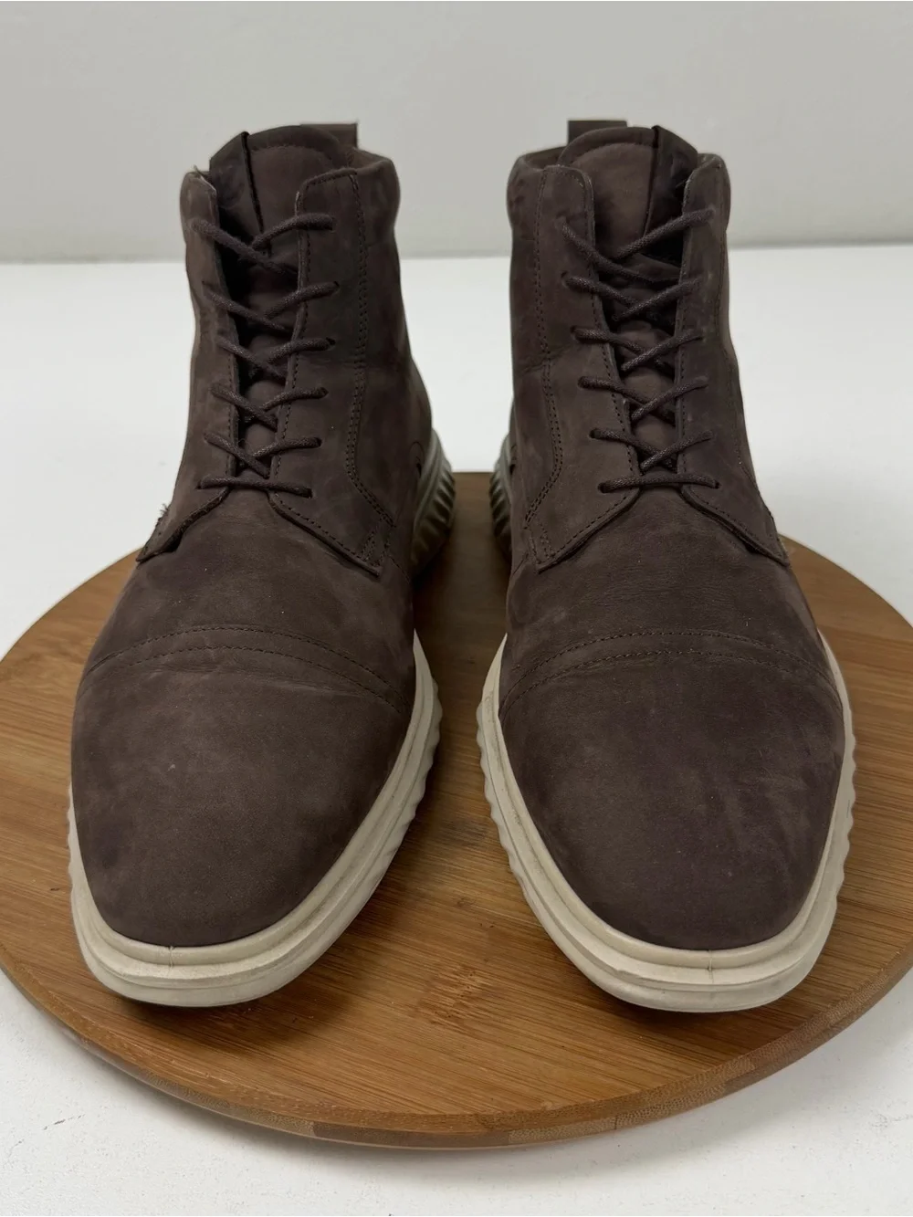 ECCO St.1 Hybrid Lite Men's Brown Suede Chukka Boots with Lightweight Sole